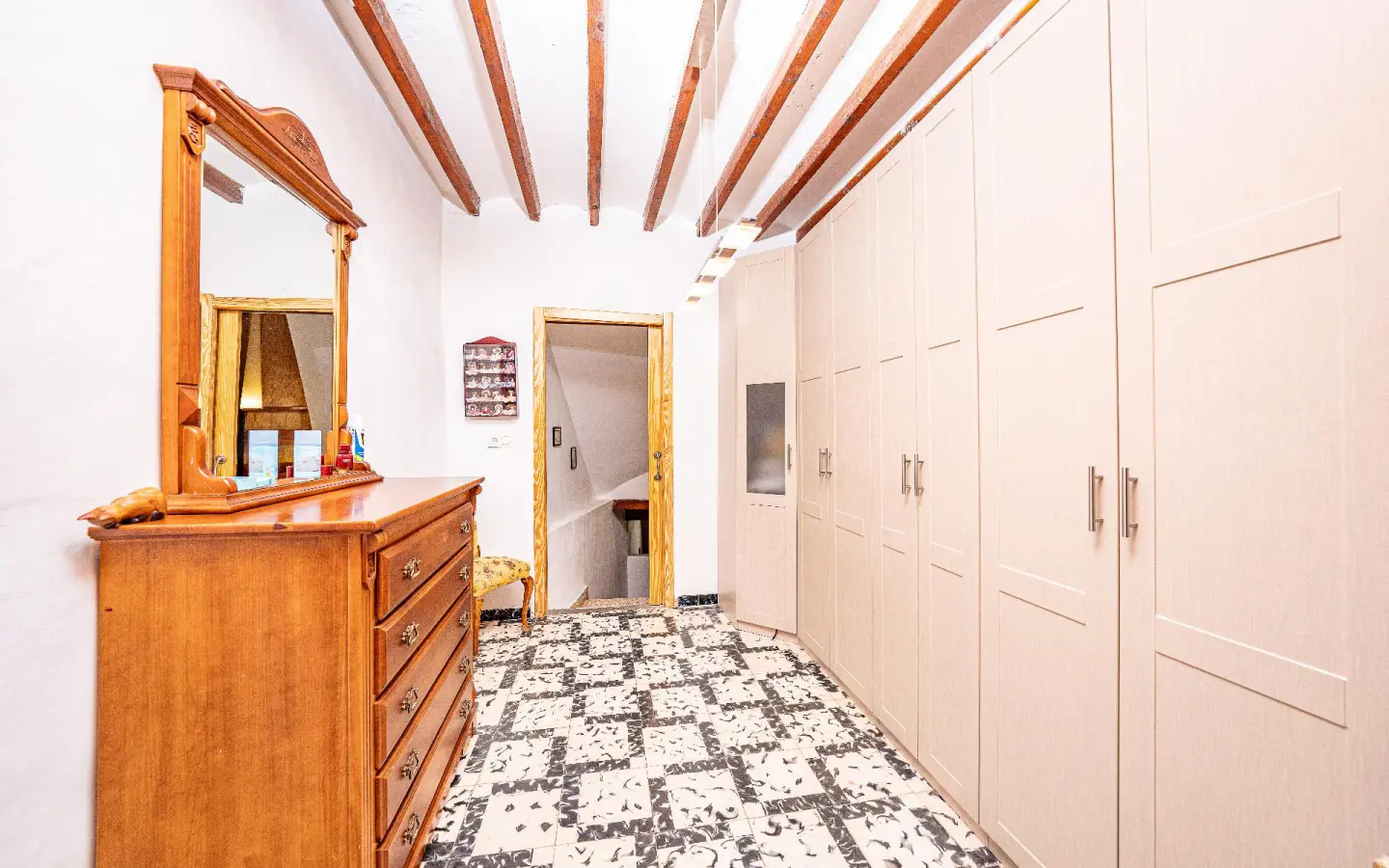 3-bedroom Duplex In Polop, Spain (155 M²)