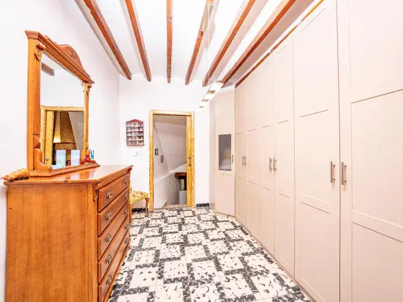 3-bedroom Duplex In Polop, Spain (155 M²)