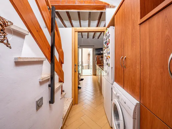 3-bedroom Duplex In Polop, Spain (155 M²)