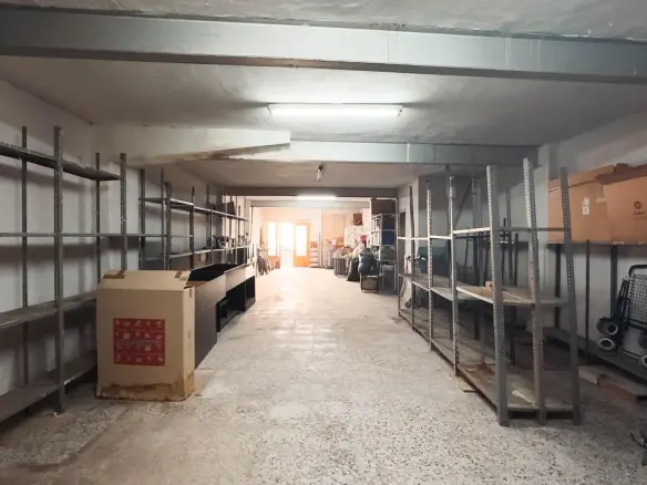 Commercial Unit In Elche, Spain (98 M²)