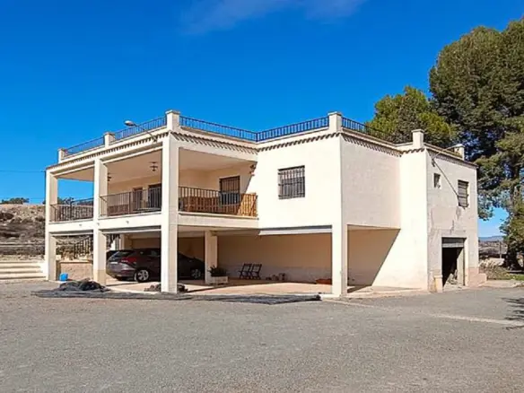 Country House Of 120 M² In Aspe, Spain