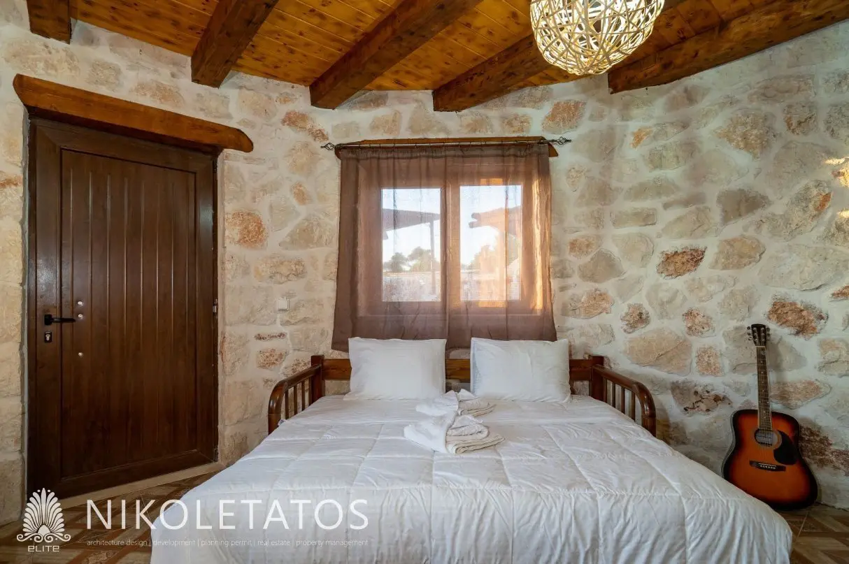 Villa Of 0 M² With In Greece