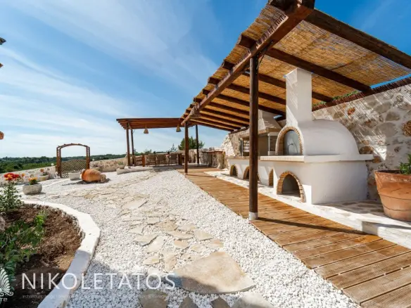 Villa Of 26650 M² With In Greece