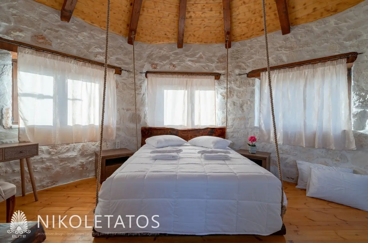 Villa Of 0 M² With In Greece