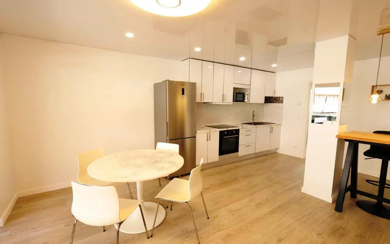 Apartment Of 105 M² In Torrevieja, Spain