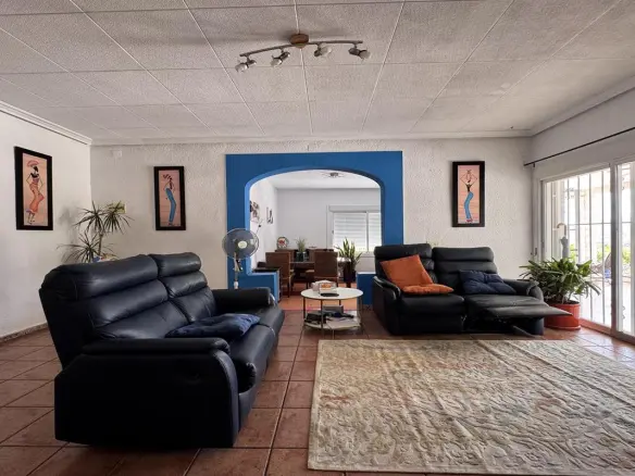 Country House Of 200 M² In Aspe, Spain
