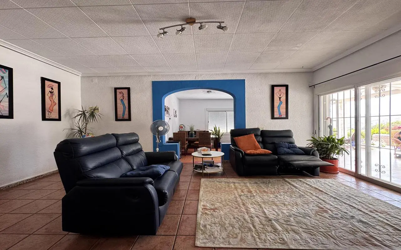 Country House Of 200 M² In Aspe, Spain