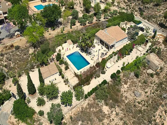 Country House Of 200 M² In Aspe, Spain