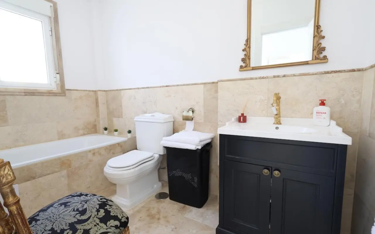 Villa Of 87 M² In Villamartin