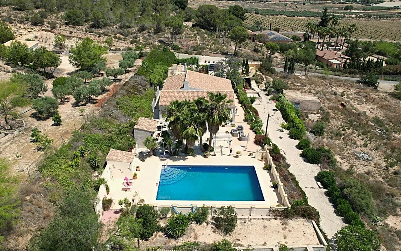Country House Of 200 M² In Aspe, Spain