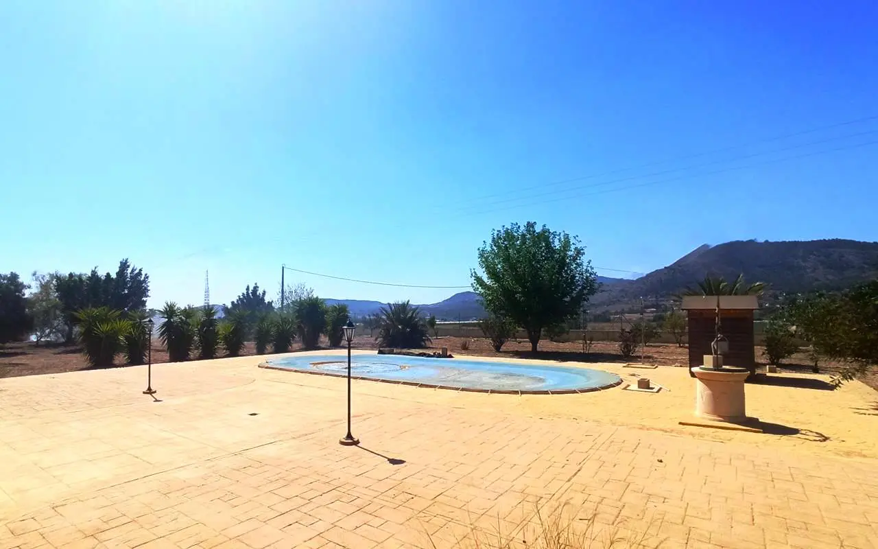 Country House Of 210 M² In Aspe, Spain