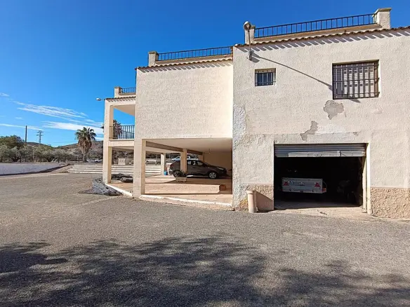 Country House Of 120 M² In Aspe, Spain