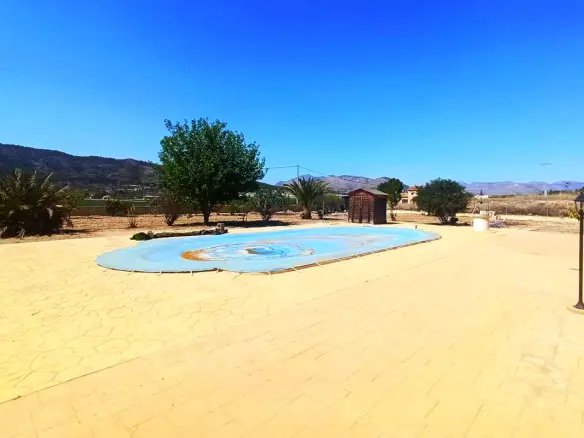 Country House Of 210 M² In Aspe, Spain