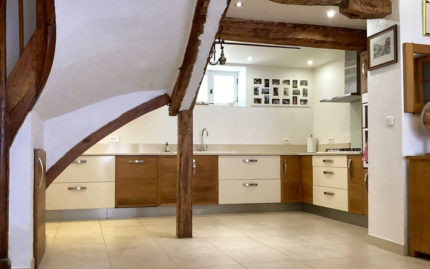 House Of 250 M² With Roof Terrace, Pool, Mountain Views In Village