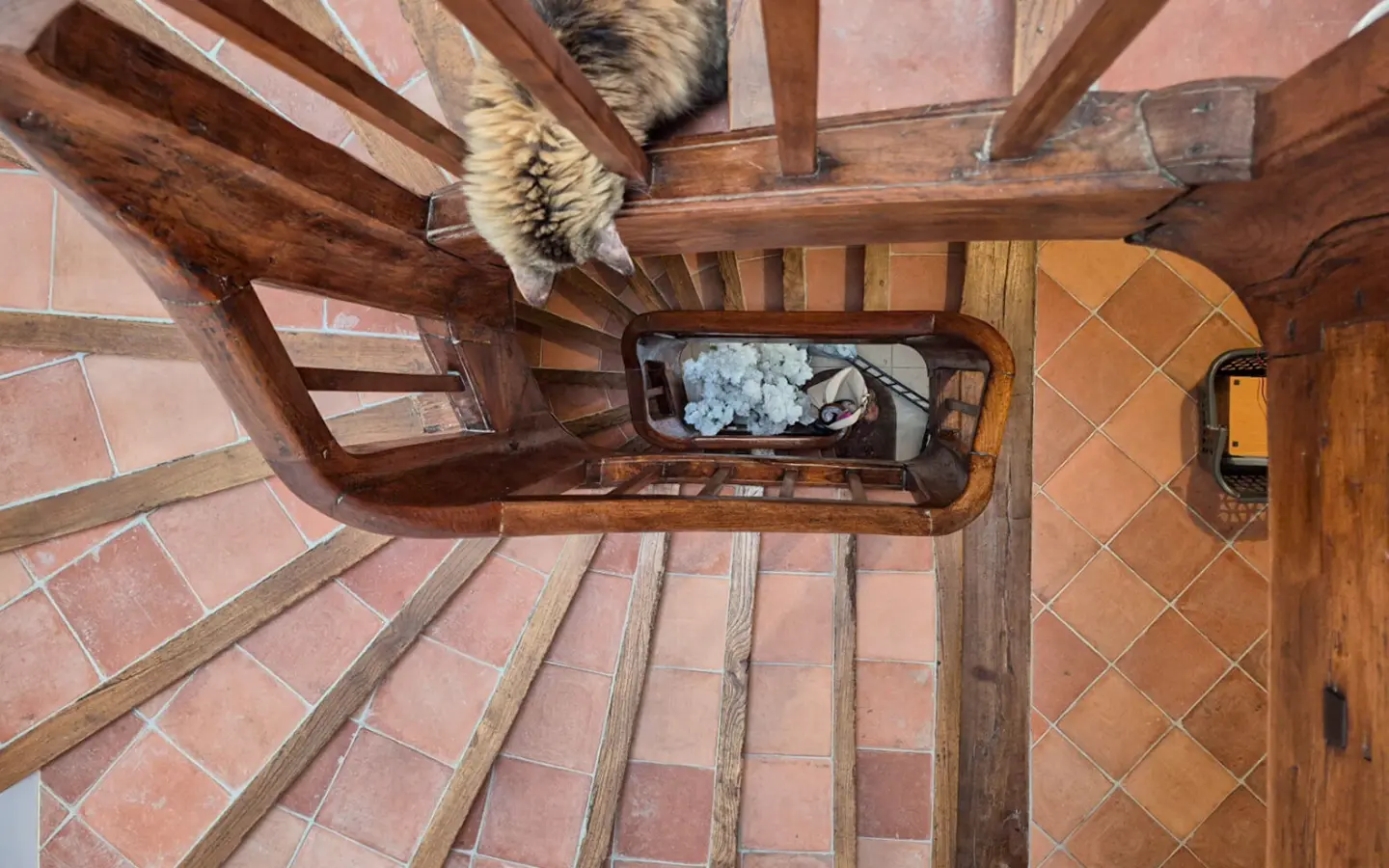 House Of 250 M² With Roof Terrace, Pool, Mountain Views In Village