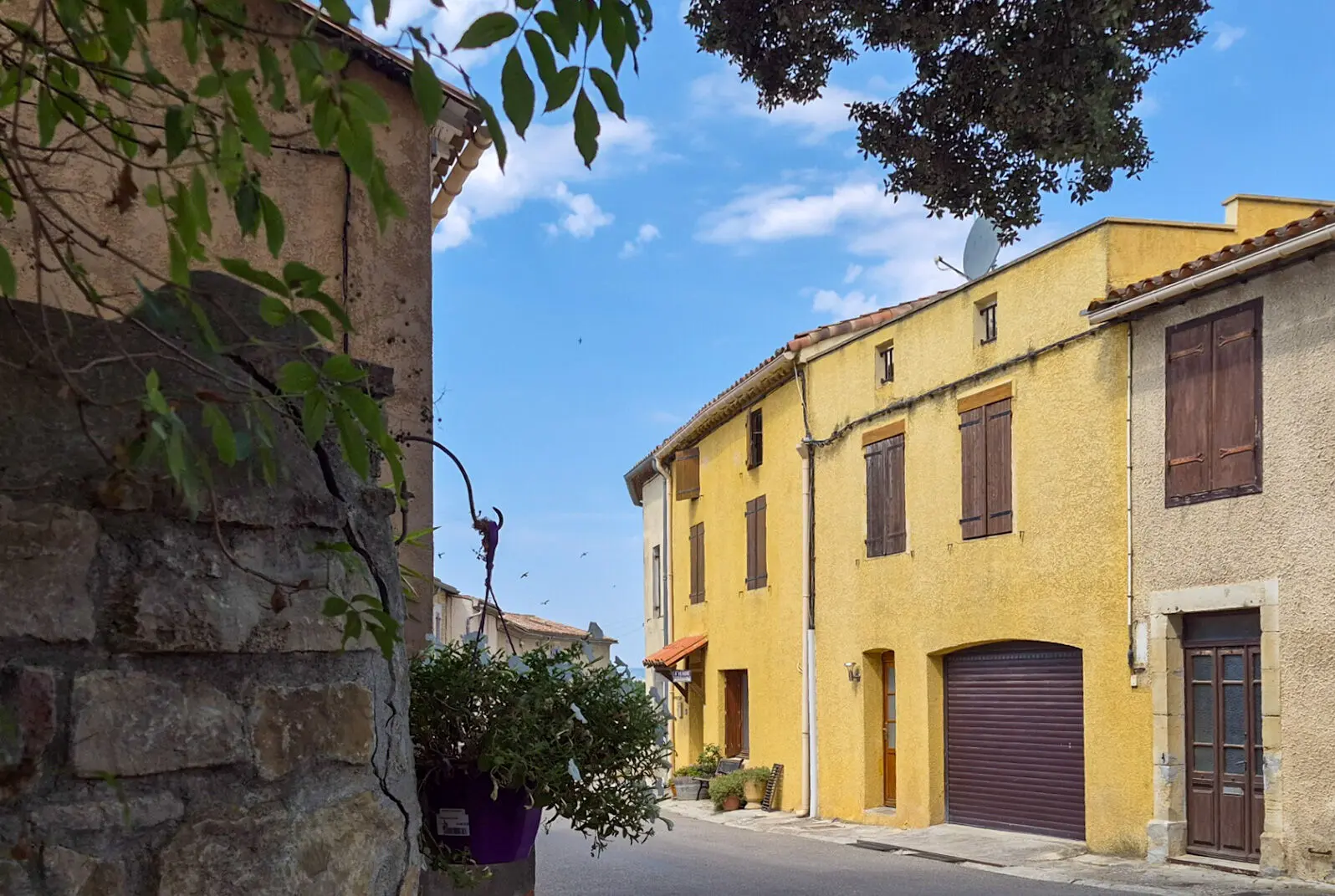 House Of 250 M² With Roof Terrace, Pool, Mountain Views In Village