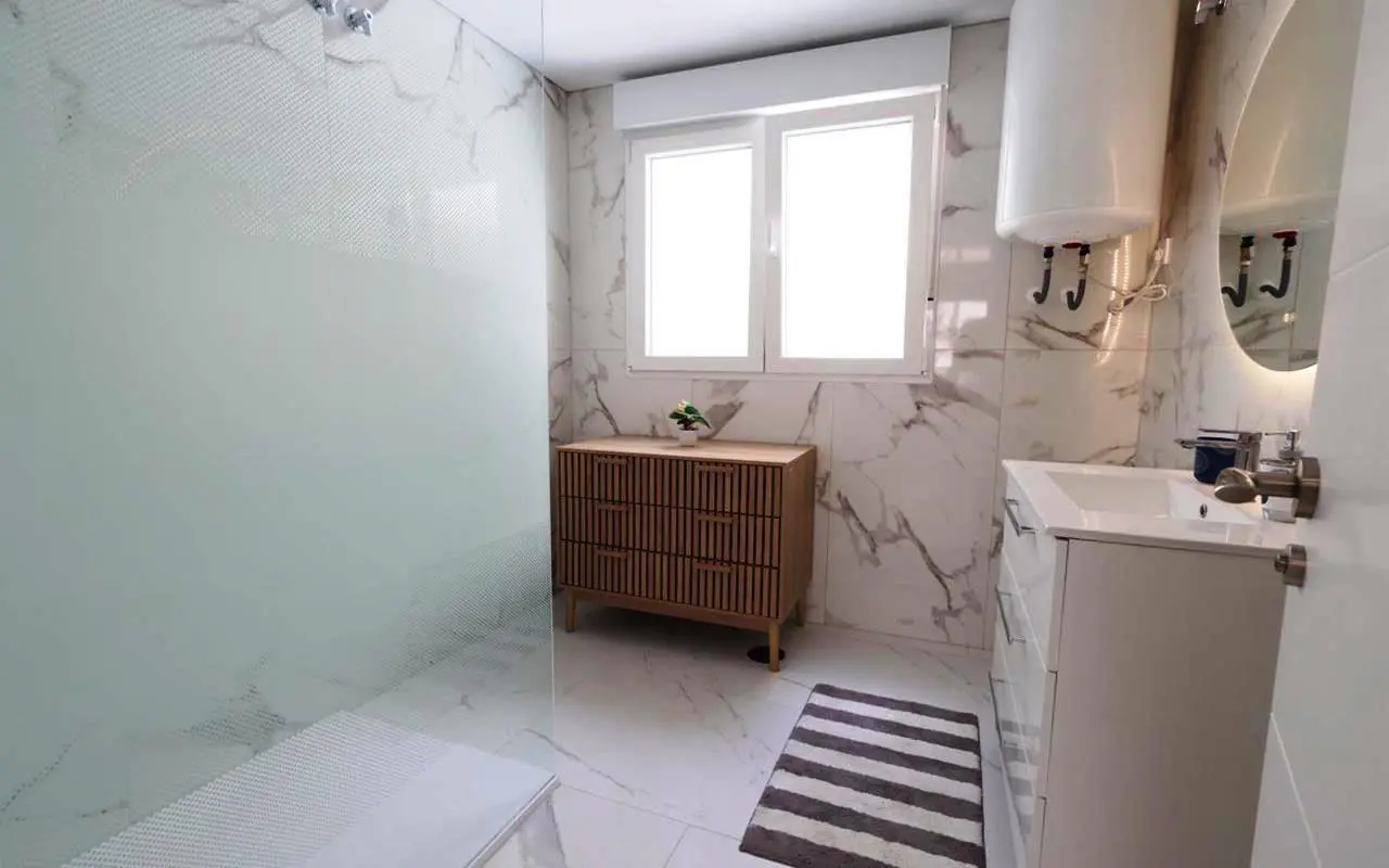 Apartment Of 105 M² In Torrevieja, Spain