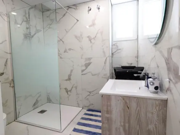 Apartment Of 105 M² In Torrevieja, Spain
