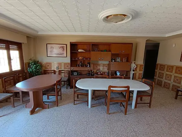 Country House Of 120 M² In Aspe, Spain