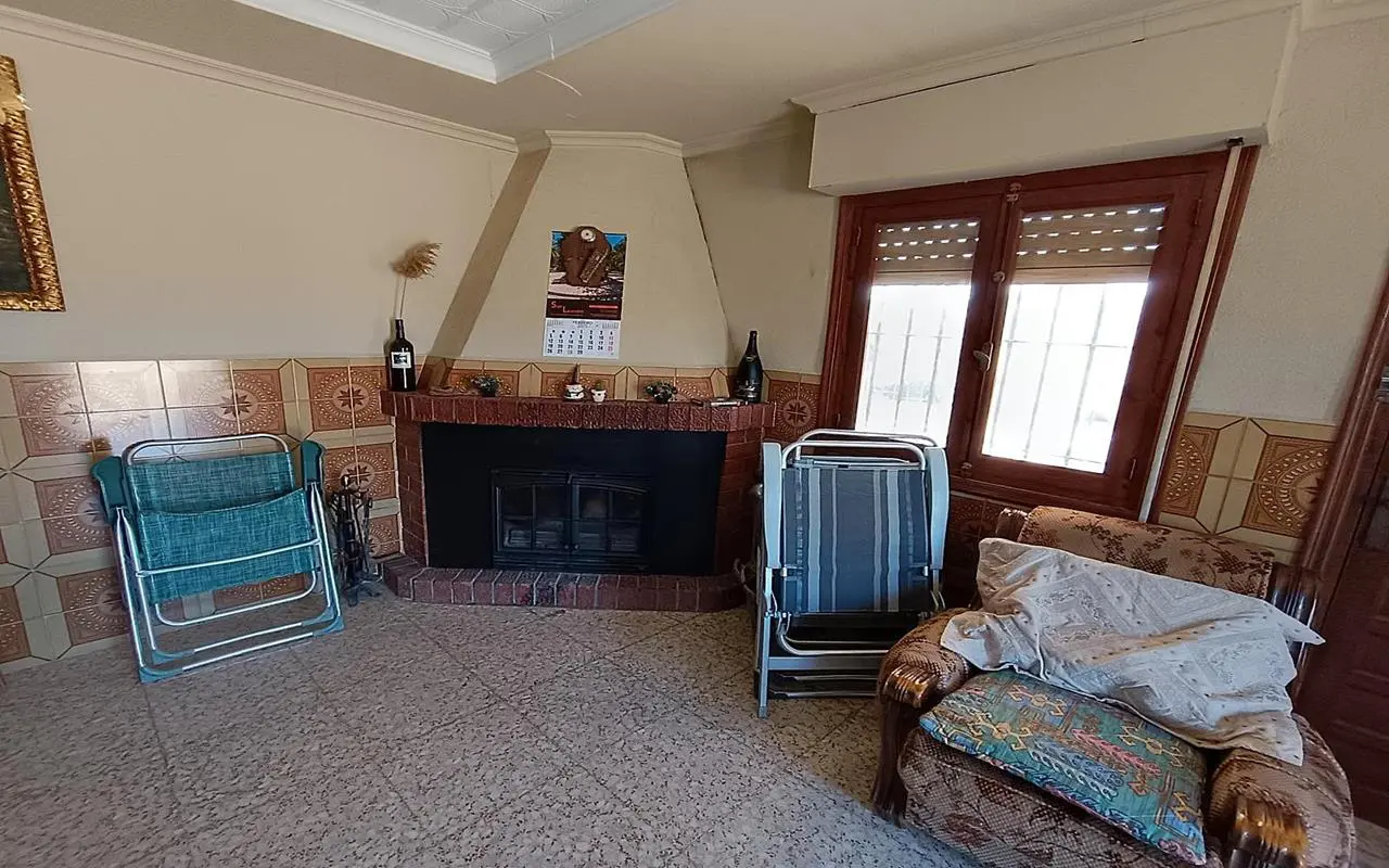 Country House Of 120 M² In Aspe, Spain