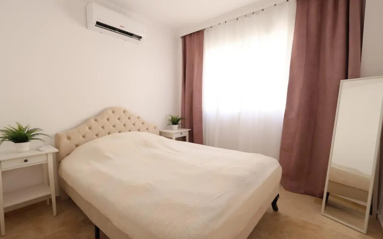 Villa Of 87 M² In Villamartin