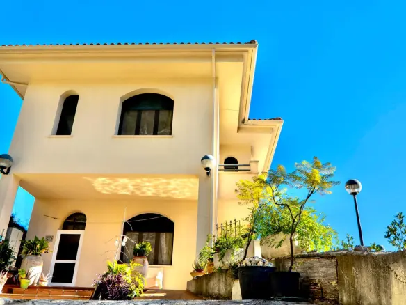 5-bedroom Country House In Cocentaina, Spain (411 M²)