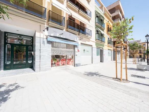 Aonad Tráchtála de 100 M² in Orihuela, an Spáinn