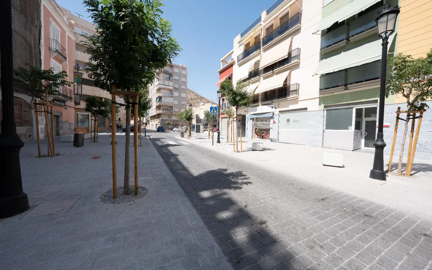 Commercial Unit Of 100 M² In Orihuela, Spain
