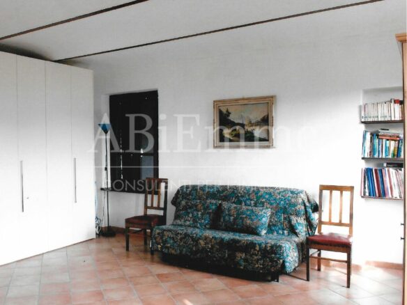 Farmhouse Of 359 M² With Nature Immersion In Casale