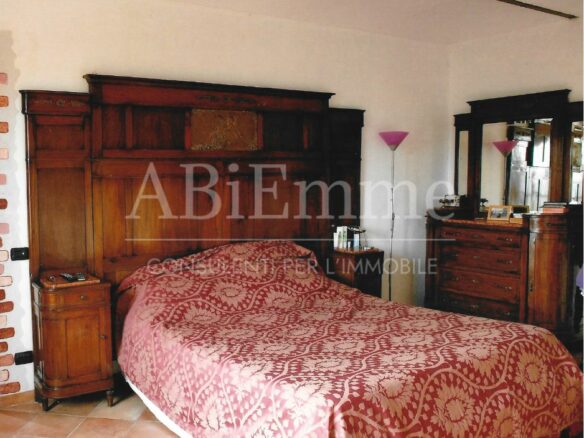 Farmhouse Of 359 M² With Nature Immersion In Casale