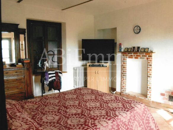 Farmhouse Of 359 M² With Nature Immersion In Casale
