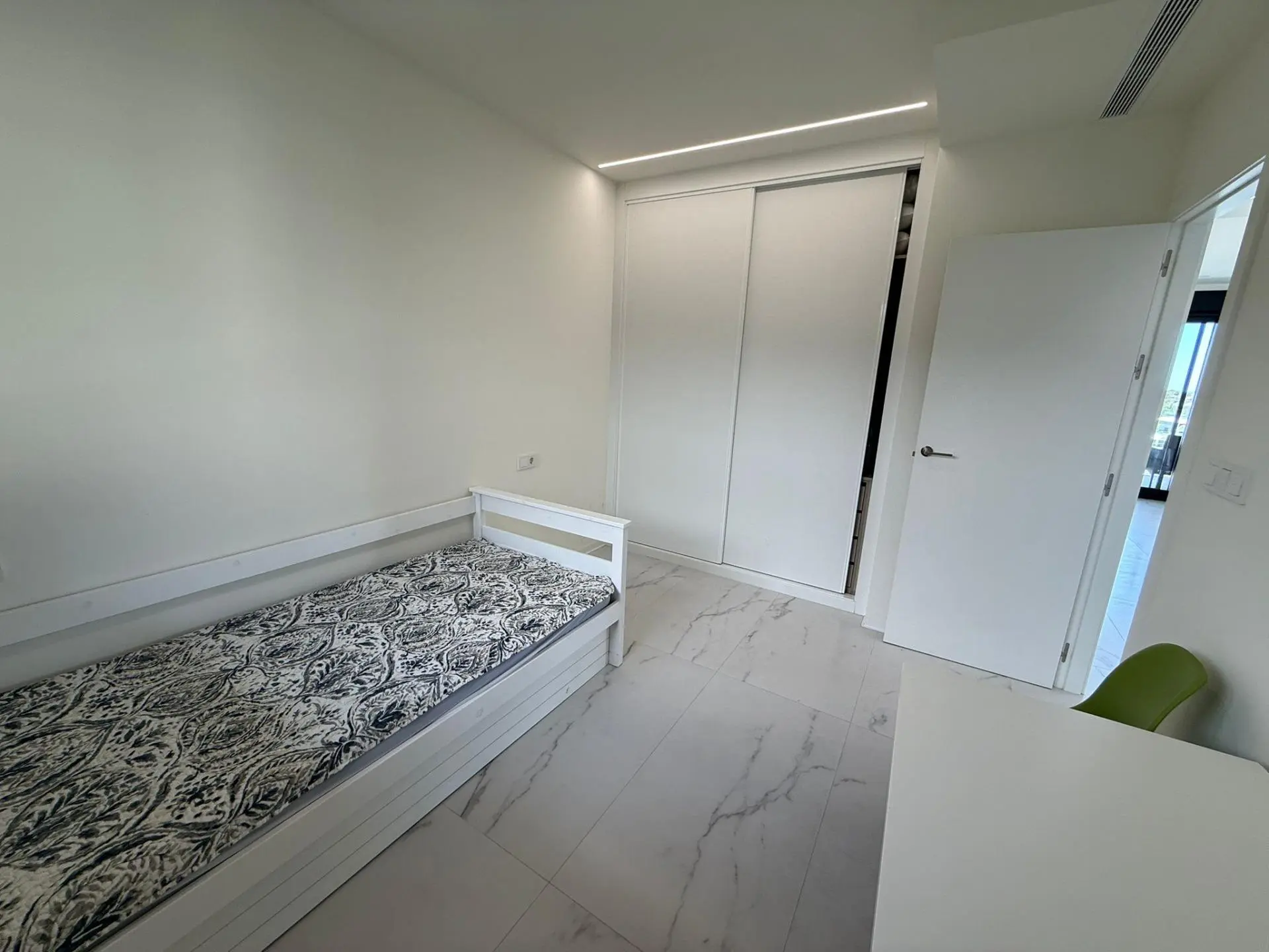 Apartment 105 M² In Finestrat, Spain