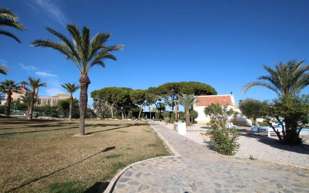 Bungalow Of 50 M² With Features In Torrevieja, Spain