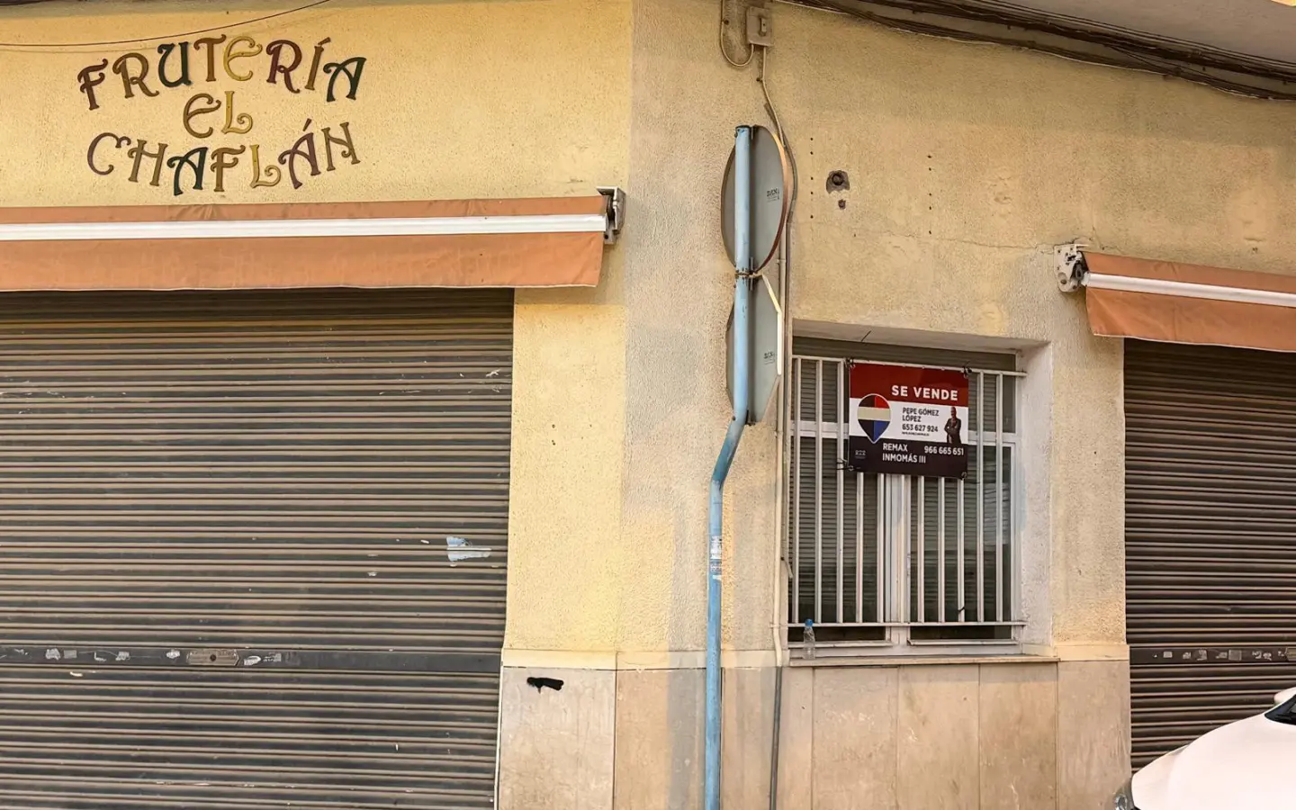 Commercial Unit Of 88 M² In Novelda, Spain