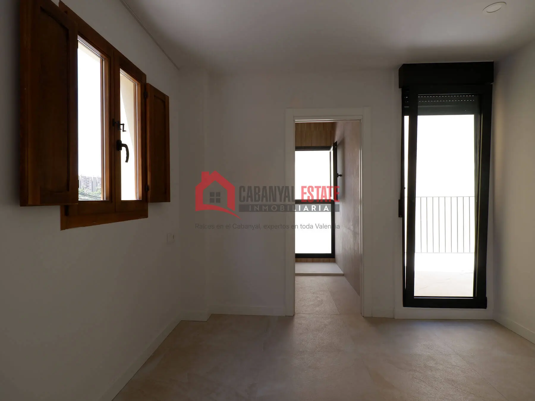 Apartment Of 80 M² In Valencia, Spain