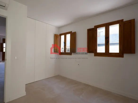 Διώροφη κατοικία 2 υπνοδωματίων στη Βαλένθια (80 τ.μ.)