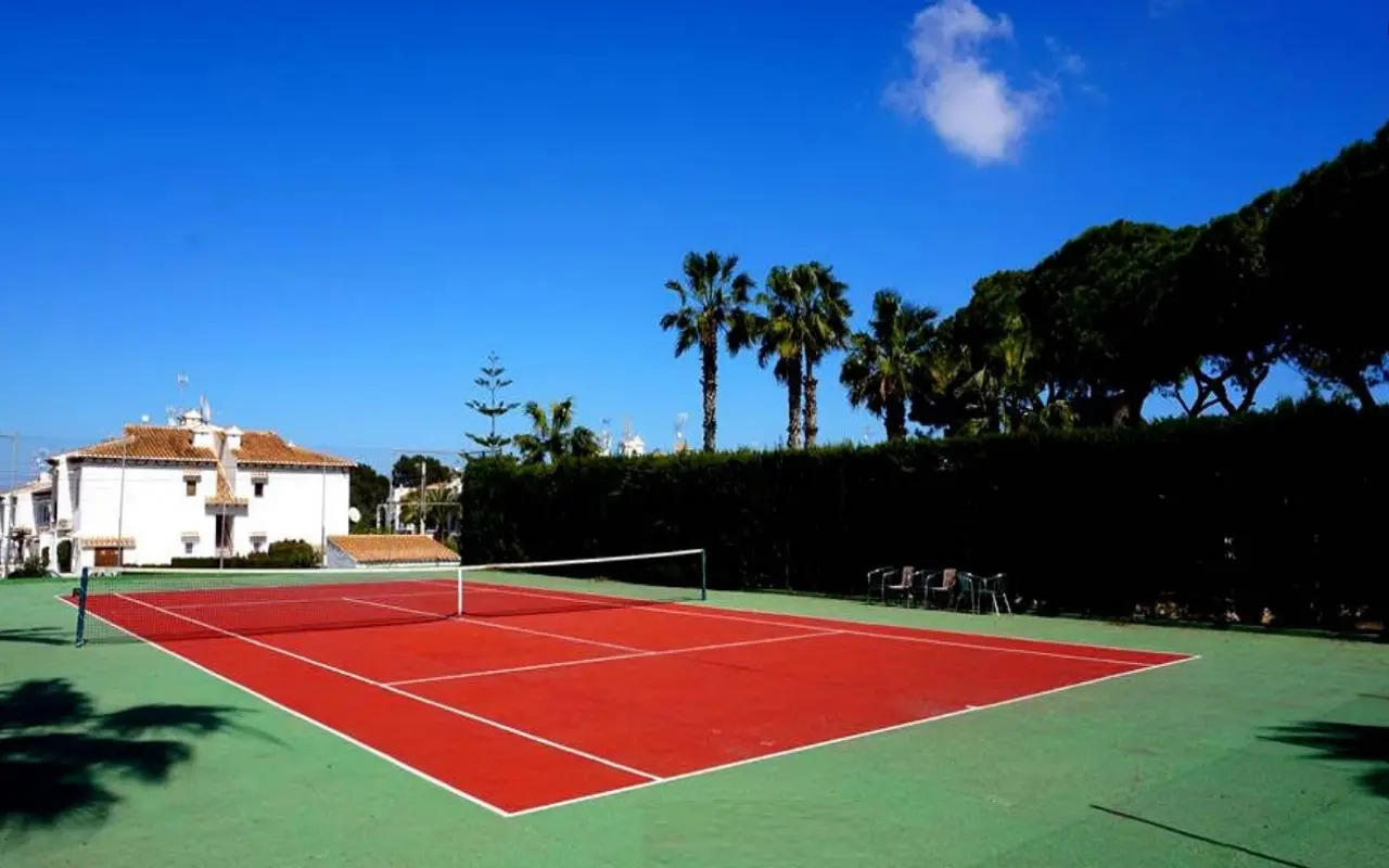Bungalow Of 50 M² With Features In Torrevieja, Spain