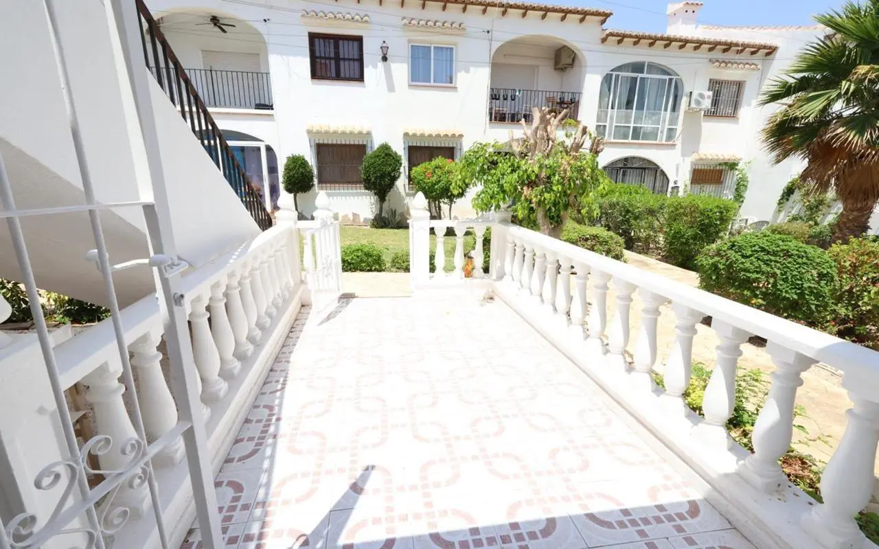 Bungalow Of 50 M² With Features In Torrevieja, Spain