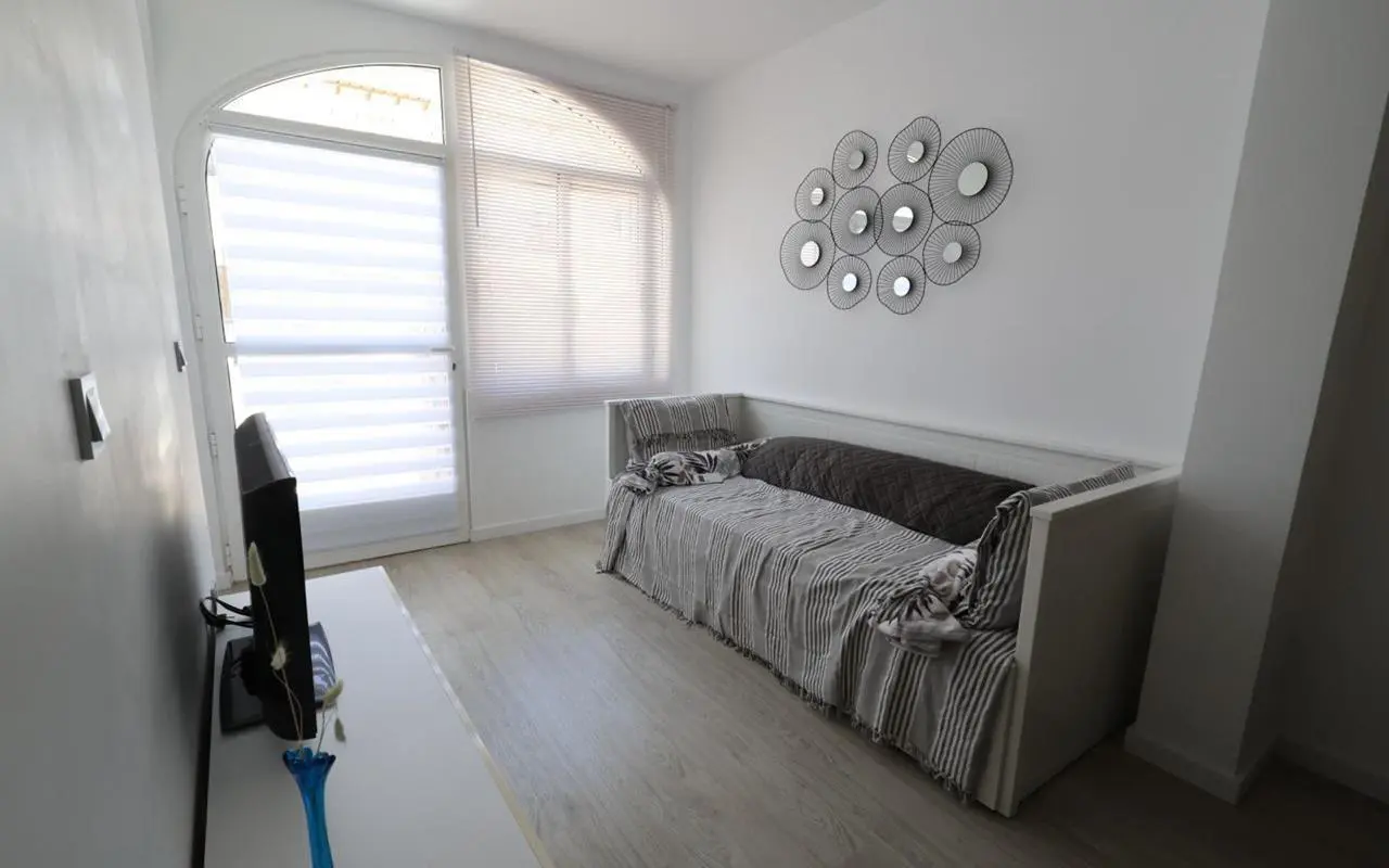 Bungalow Of 50 M² With Features In Torrevieja, Spain