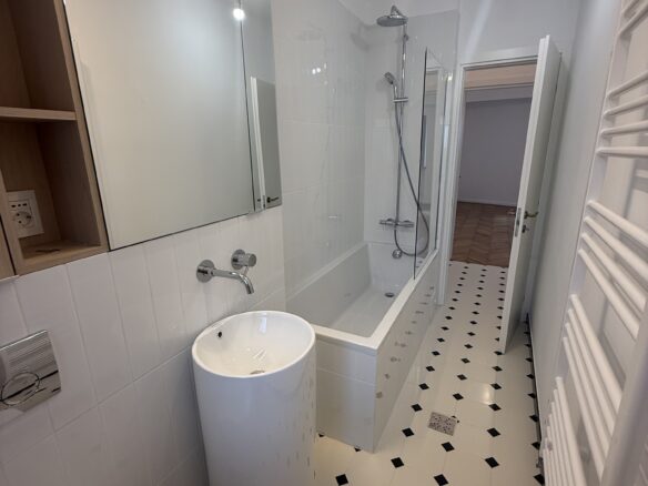 Apartment Of 68 M² With 2 Bedrooms In Bucharest City Center