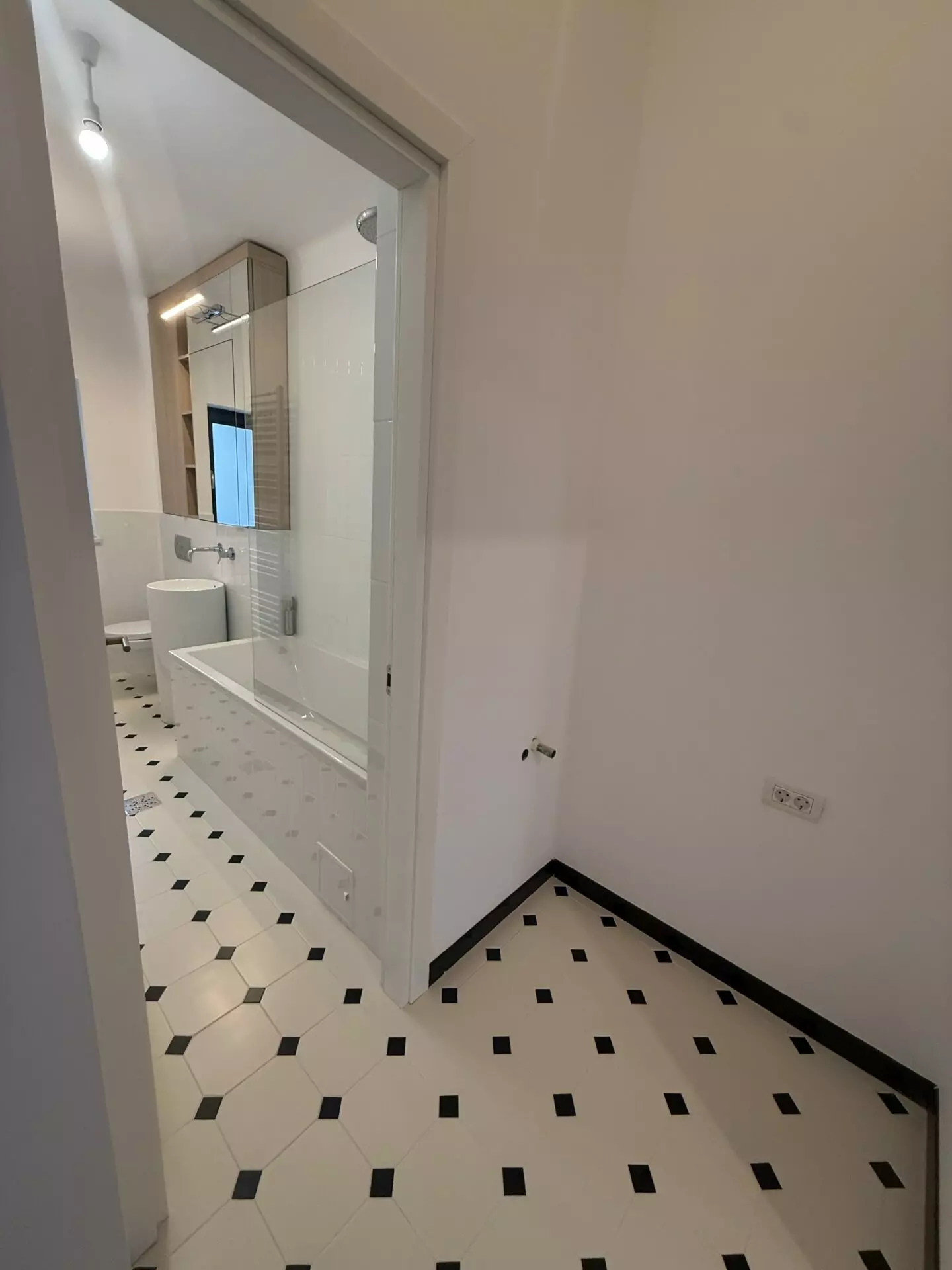 Apartment Of 68 M² With 2 Bedrooms In Bucharest City Center