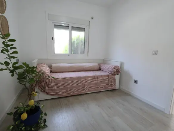 Bungalow Of 50 M² With Features In Torrevieja, Spain