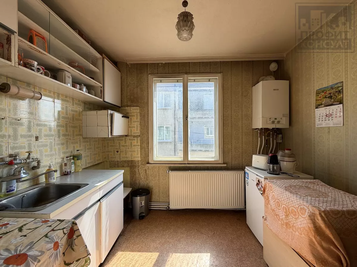 10 Two-bedroom Apartment Of 75 M² In Gorna Oryahovitsa City Centre