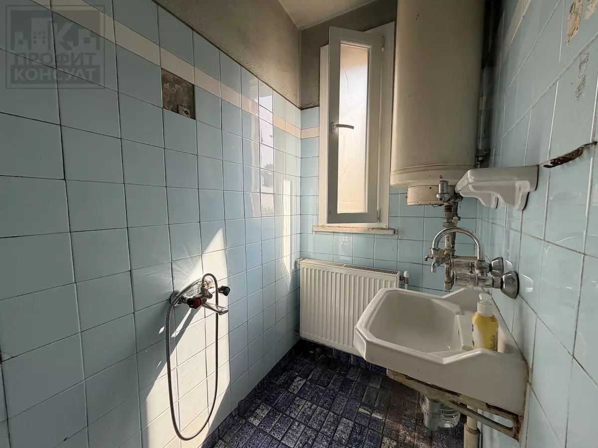 12 Two-bedroom Apartment Of 75 M² In Gorna Oryahovitsa City Centre