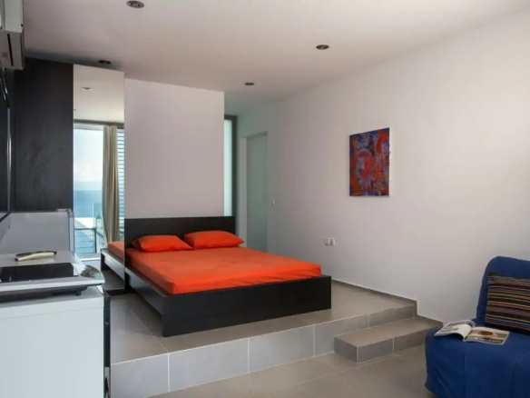 8-bedroom Villa In Aidipsos, Greece (600 M²)