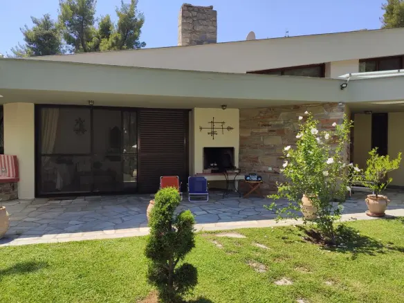3-bedroom Villa In Kassandra, Greece (115 M²)