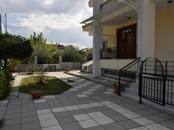 5-bedroom Detached House In Vasilika, Greece (250 M²)