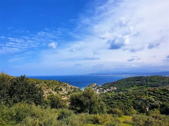 Land Of 4150 M² In Crete