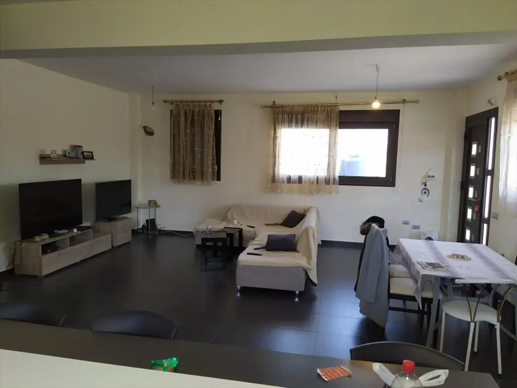 Detached House Of 480 M² In The Suburbs Of Thessaloniki
