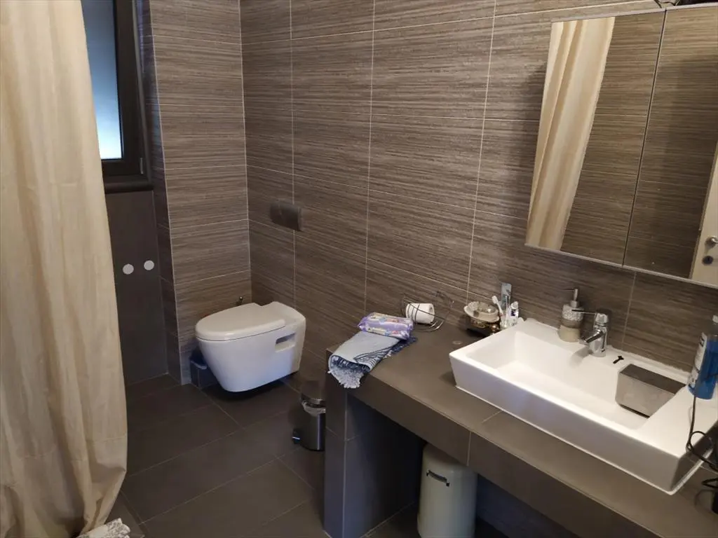 Detached House Of 480 M² In The Suburbs Of Thessaloniki